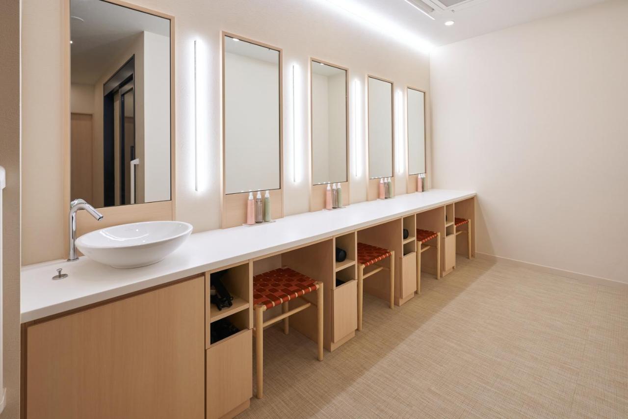 Hotel Resol Trinity Osaka Exterior photo